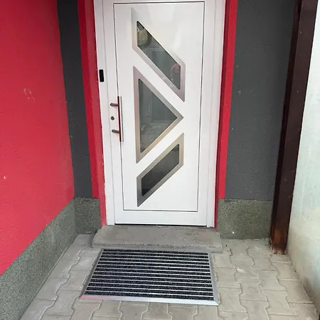 Appartement Mitte Messe Und Zentrum Schlehdornweg